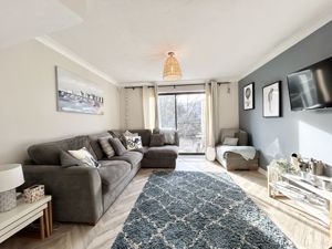 Photo 9- click for photo gallery